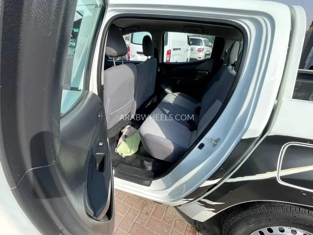 Mitsubishi L200 2021 for Sale in Sharjah Image-5