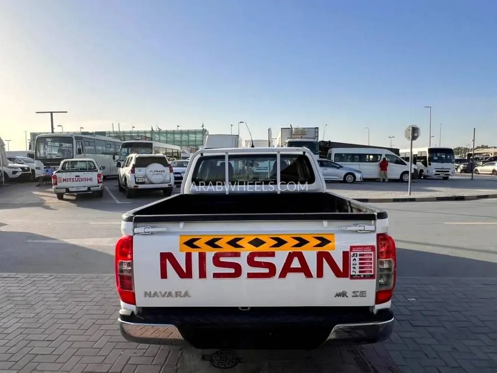 Nissan Navara 2020 for Sale in Sharjah Image-4