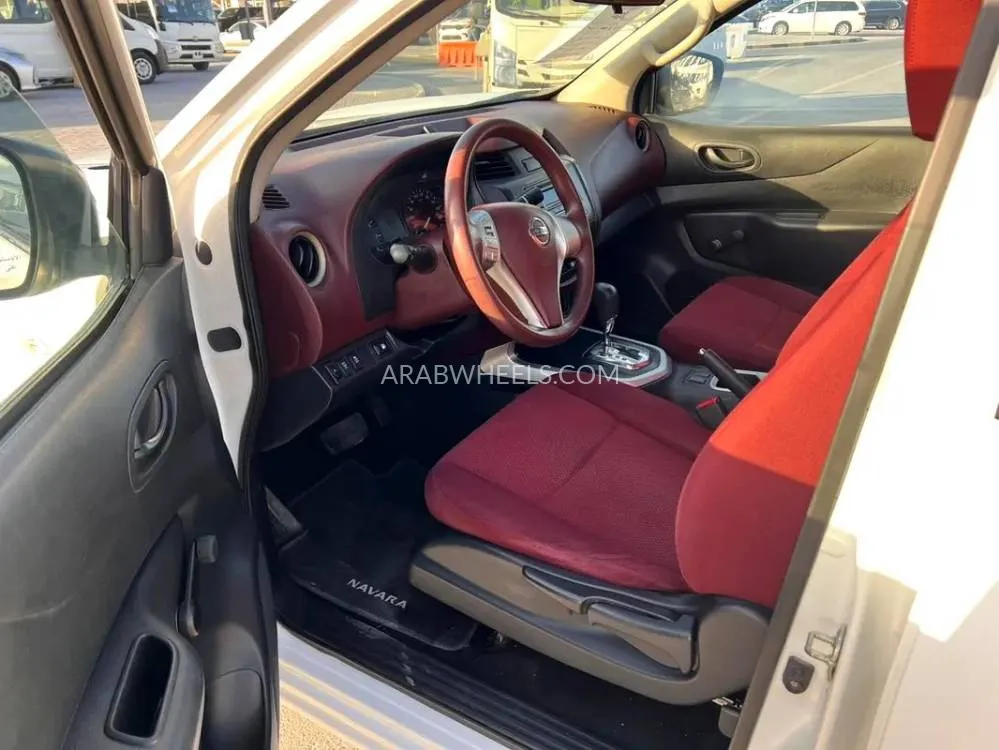 Nissan Navara 2020 for Sale in Sharjah Image-5