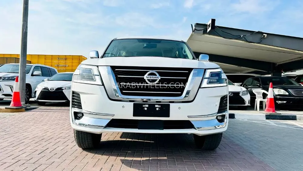 Nissan Patrol 2020 for Sale in Sharjah Image-8