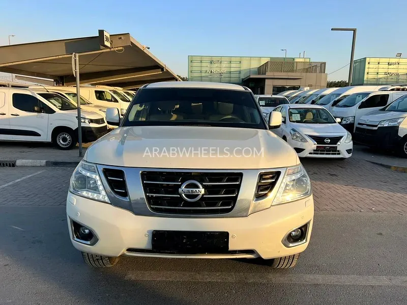 Nissan Patrol 2019 for Sale in Sharjah Image-5
