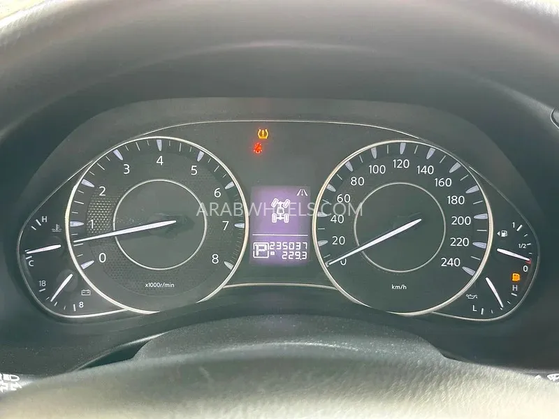 Nissan Patrol 2020 for Sale in Abu Dhabi Image-10