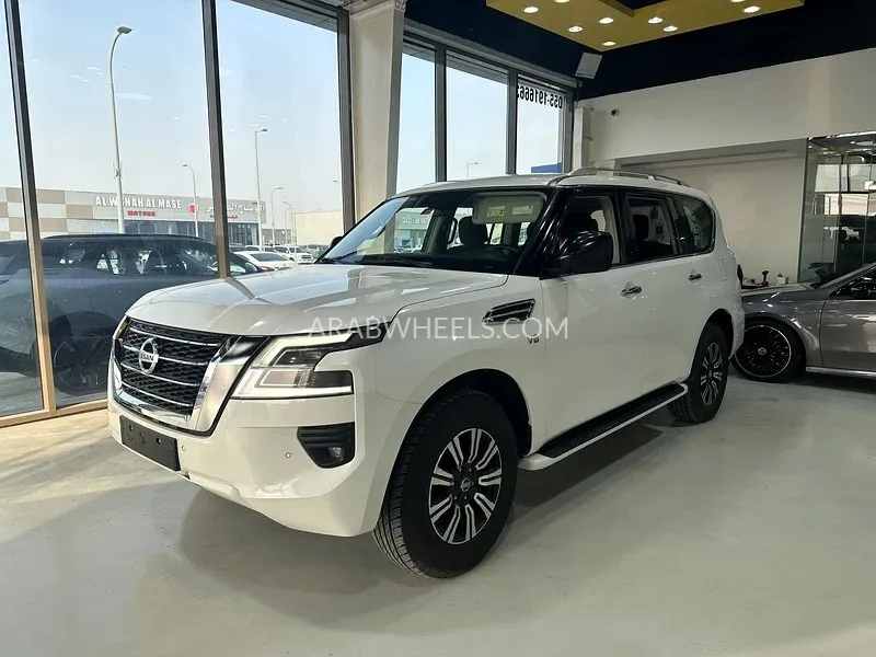 Nissan Patrol 2020 for Sale in Abu Dhabi Image-16