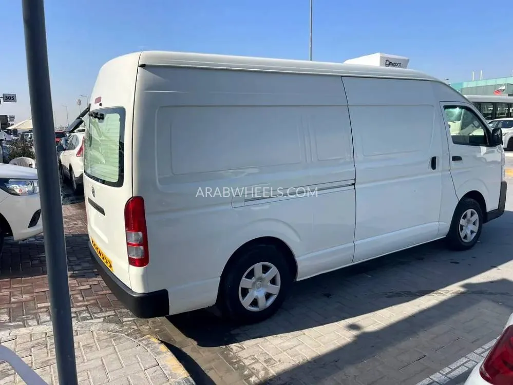 تويوتا هايس 2020 for Sale in الشارقة Image-2
