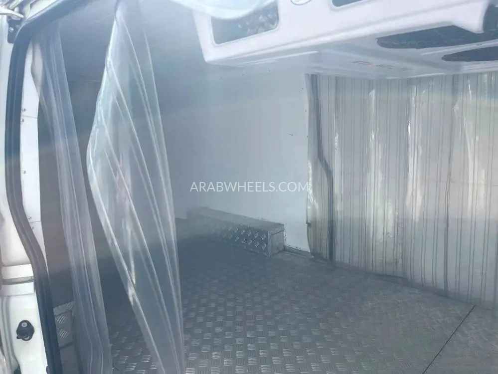 Toyota Hiace 2022 for Sale in Sharjah Image-11