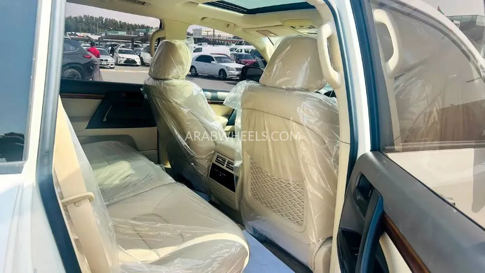 Toyota Land Cruiser 2018 for Sale in Sharjah Image-4