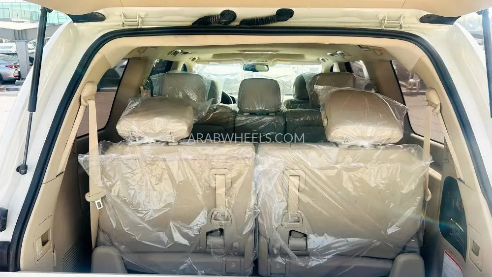 Toyota Land Cruiser 2018 for Sale in Sharjah Image-15