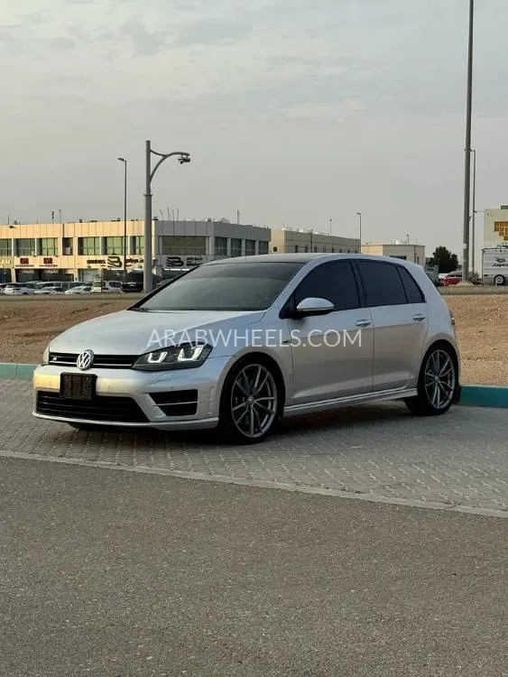 Volkswagen Golf 2017 for Sale in Abu Dhabi Image-3
