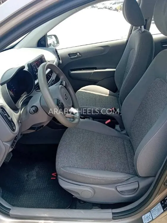 Kia Picanto 2020 for Sale in Ajman Image-5