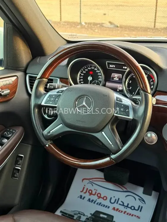 Mercedes Benz GL Class 2016 for Sale in Abu Dhabi Image-11