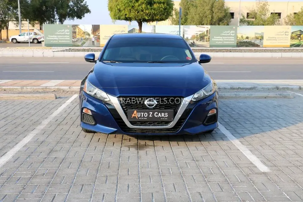 Nissan Altima 2019 for Sale in Abu Dhabi Image-12