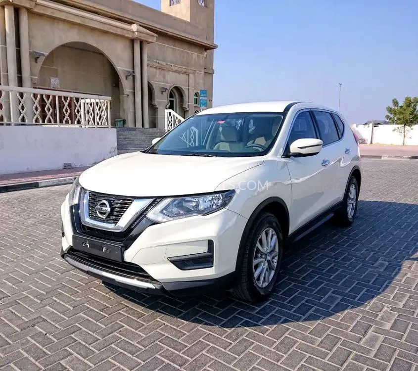 Nissan X-Trail 2021 for Sale in Ajman Image-2