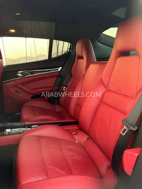 Porsche Panamera 2016 for Sale in Abu Dhabi Image-7