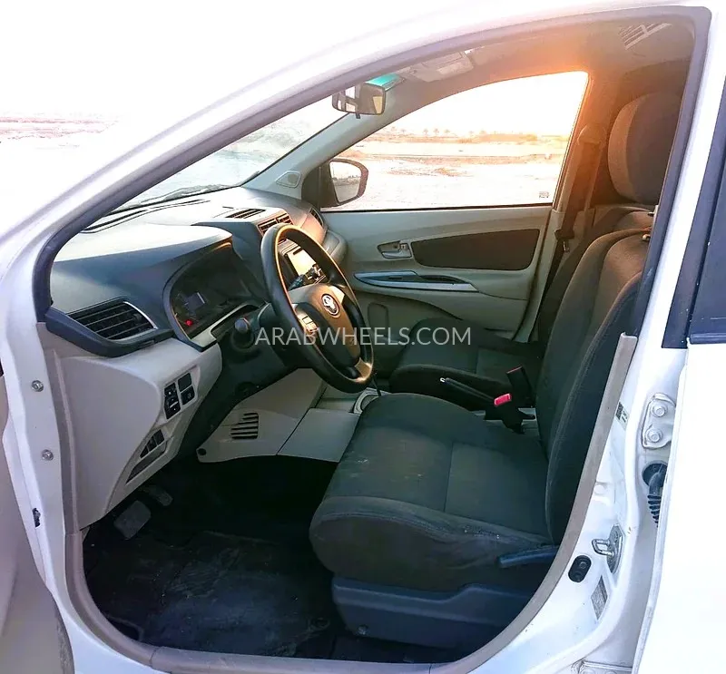 Toyota Avanza 2020 for Sale in Ajman Image-2