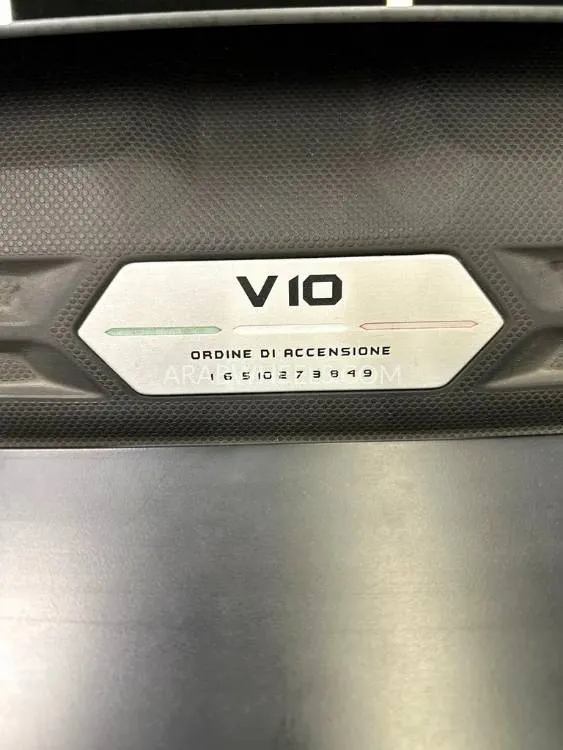 Lamborghini Huracan 2020 for Sale in Dubai Image-12