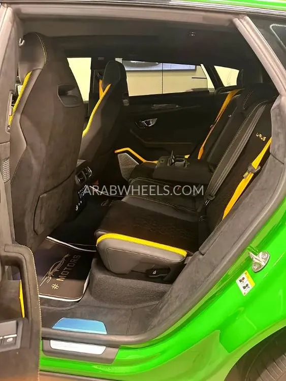Lamborghini Urus 2024 for Sale in Dubai Image-12