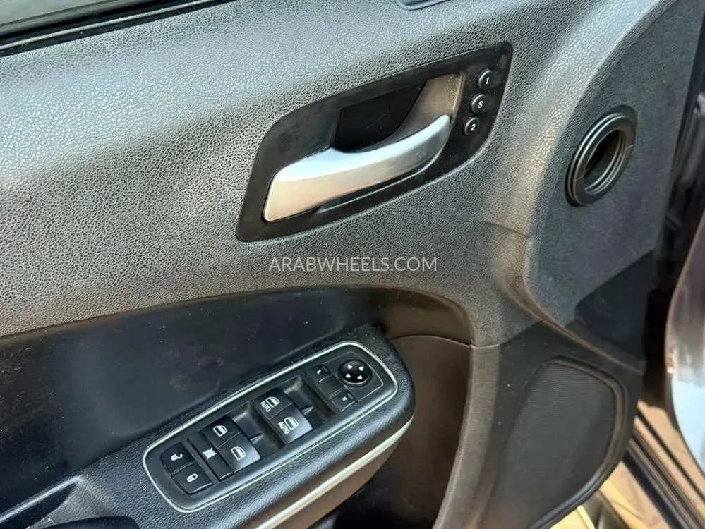 دودج تشارجر 2019 for Sale in الشارقة Image-6