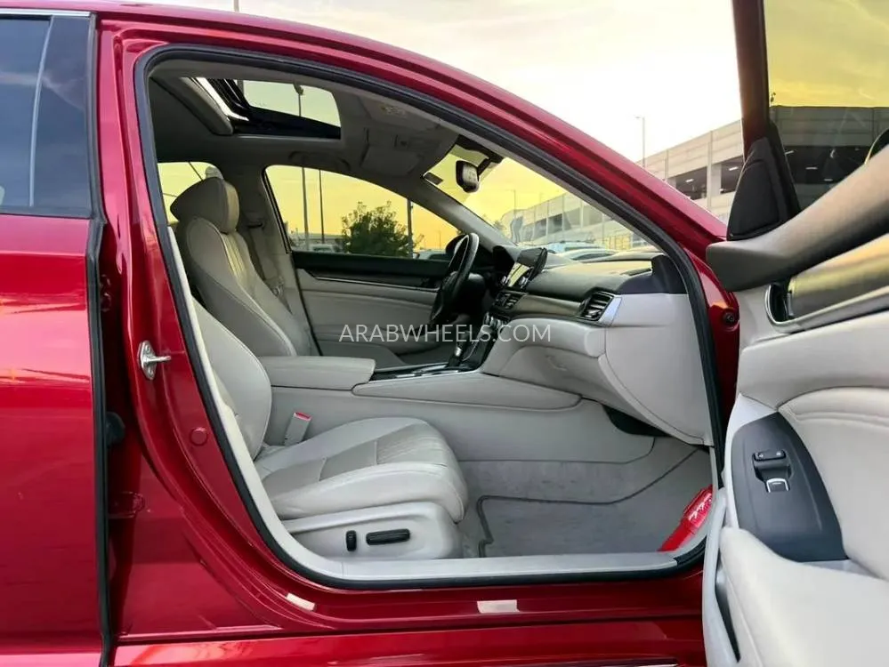 هوندا أكورد 2022 for Sale in الشارقة Image-4