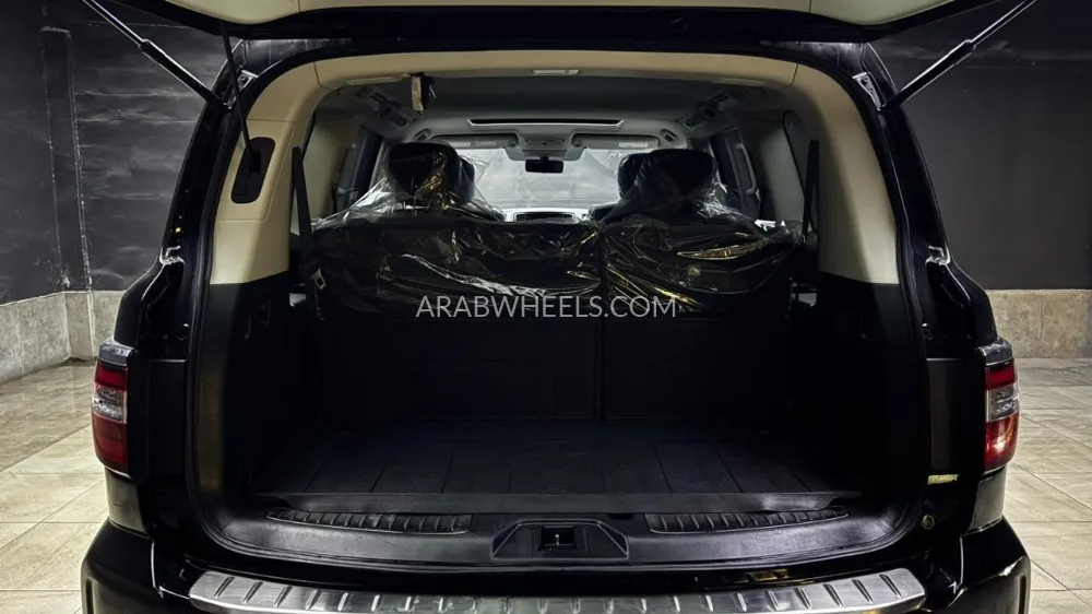 Infiniti QX80 2020 for Sale in Dubai Image-15