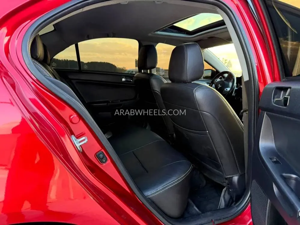 Mitsubishi Lancer 2015 for Sale in Sharjah Image-12