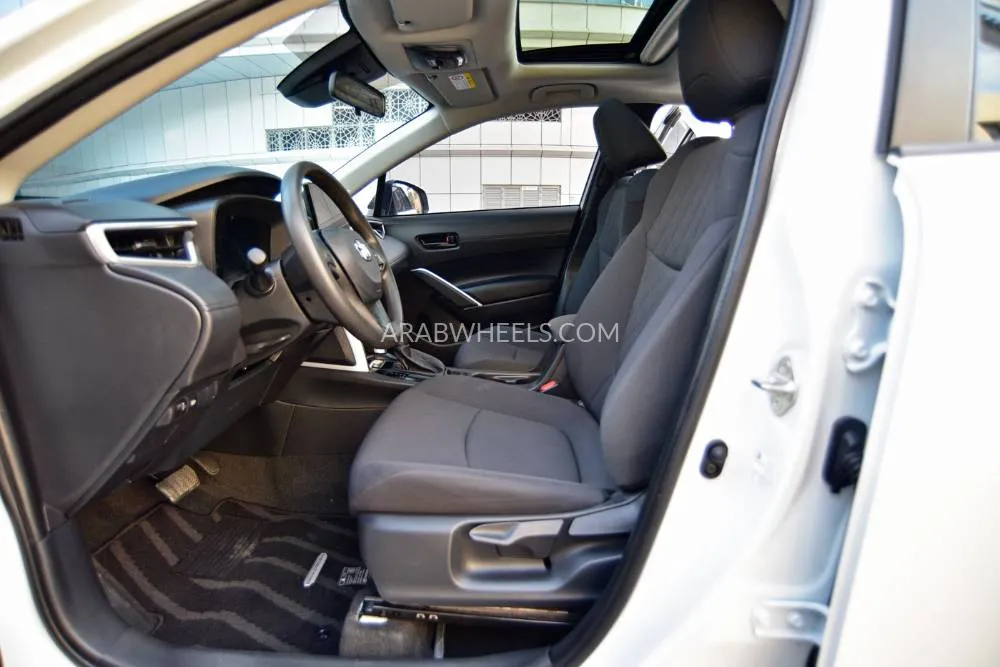 Toyota Corolla Cross 2024 for Sale in Dubai Image-2