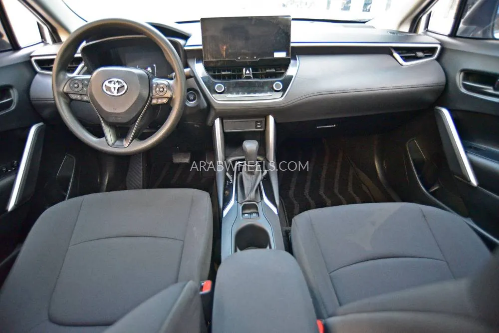 Toyota Corolla Cross 2024 for Sale in Dubai Image-8
