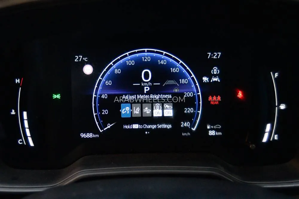 Toyota Corolla Cross 2024 for Sale in Dubai Image-10