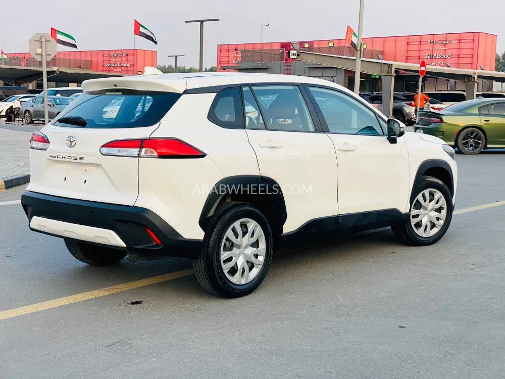 Toyota Corolla Cross 2022 for Sale in Sharjah Image-10