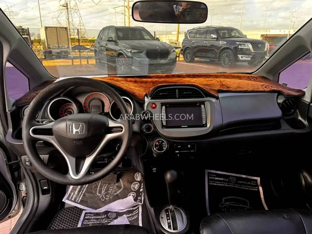 Honda Fit 2009 for Sale in Sharjah Image-6