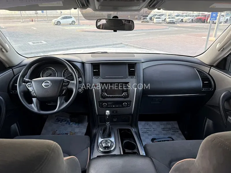 Nissan Patrol 2020 for Sale in Sharjah Image-11