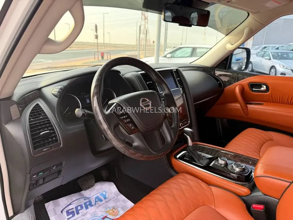 Nissan Patrol 2021 for Sale in Sharjah Image-5