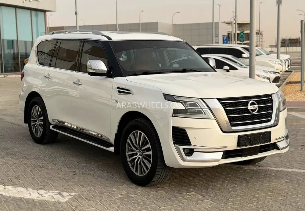 Nissan Patrol 2021 for Sale in Sharjah Image-8