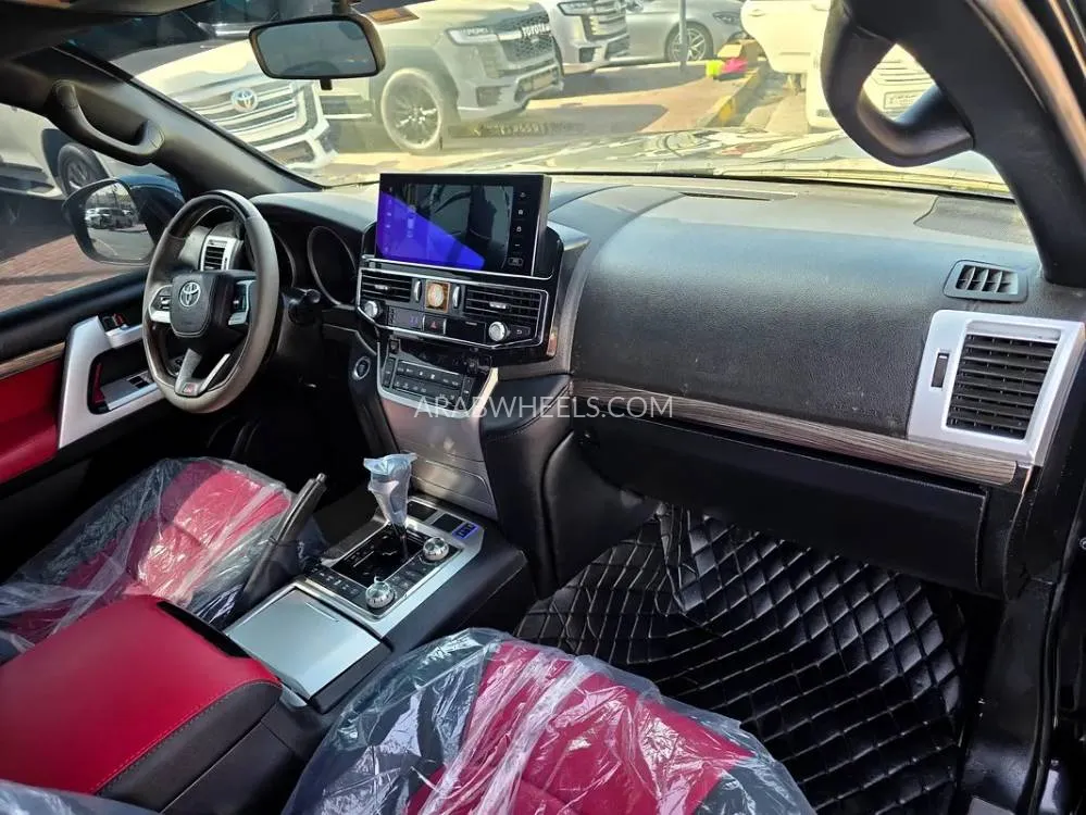 Toyota Land Cruiser 2008 for Sale in Sharjah Image-7