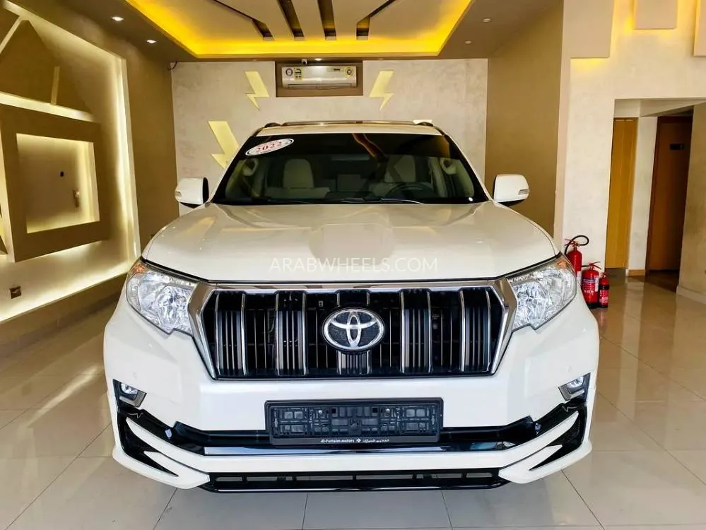 Toyota Land Cruiser Prado 2022 for Sale in Sharjah Image-12