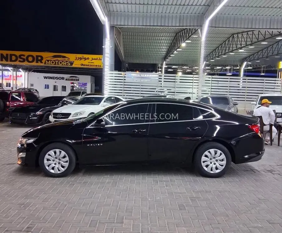 Chevrolet Malibu 2020 for Sale in Abu Dhabi Image-2