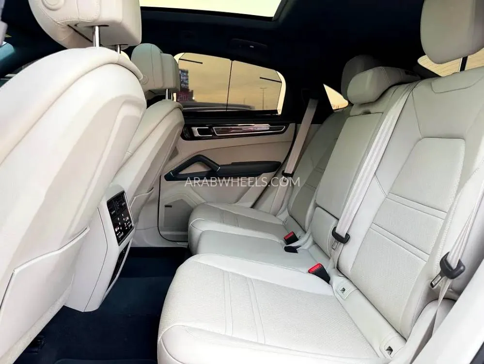 Porsche Cayenne 2023 for Sale in Abu Dhabi Image-2