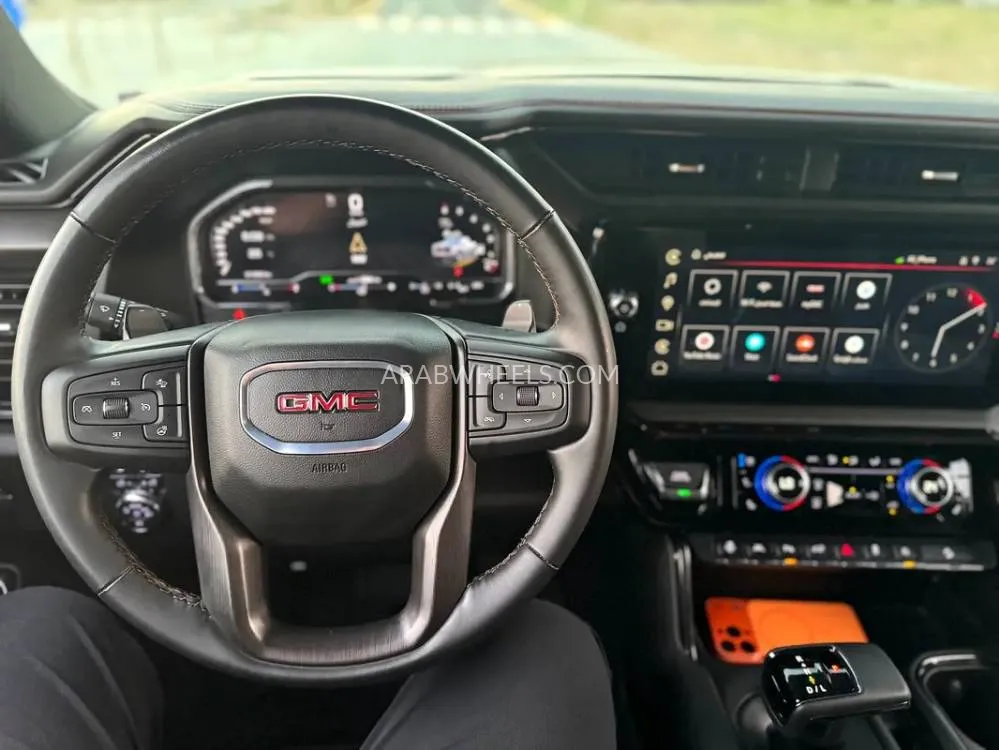 GMC Sierra 2024 for Sale in Sharjah Image-3