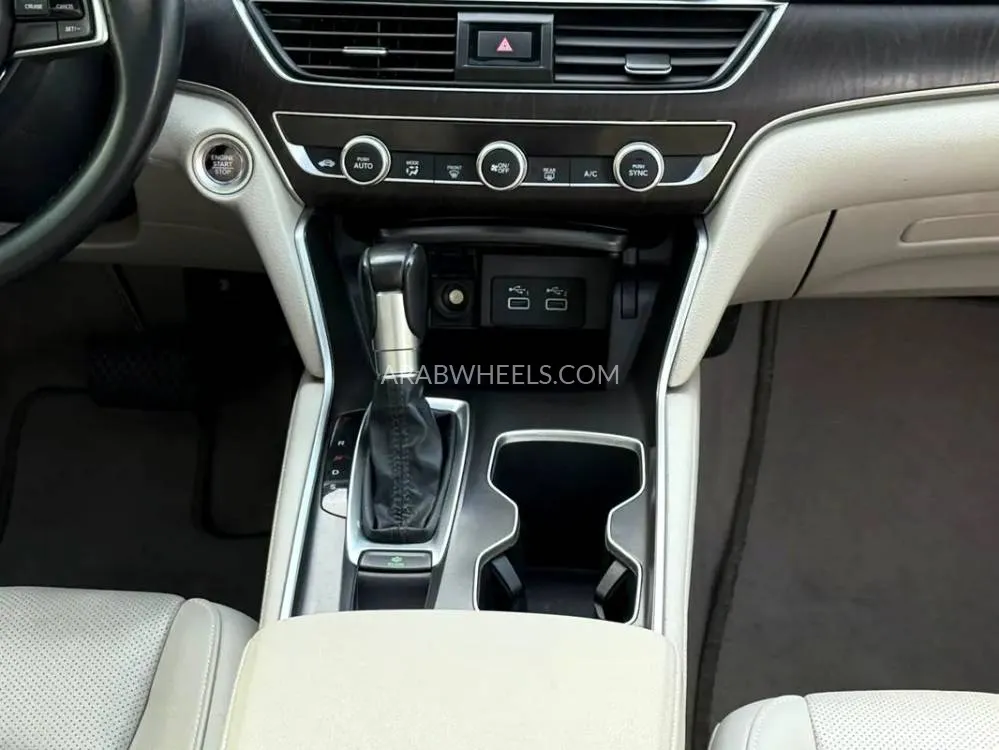Honda Accord 2022 for Sale in Abu Dhabi Image-2