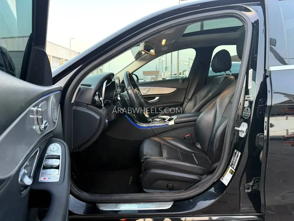Mercedes Benz C Class 2015 for Sale in Abu Dhabi Image-16