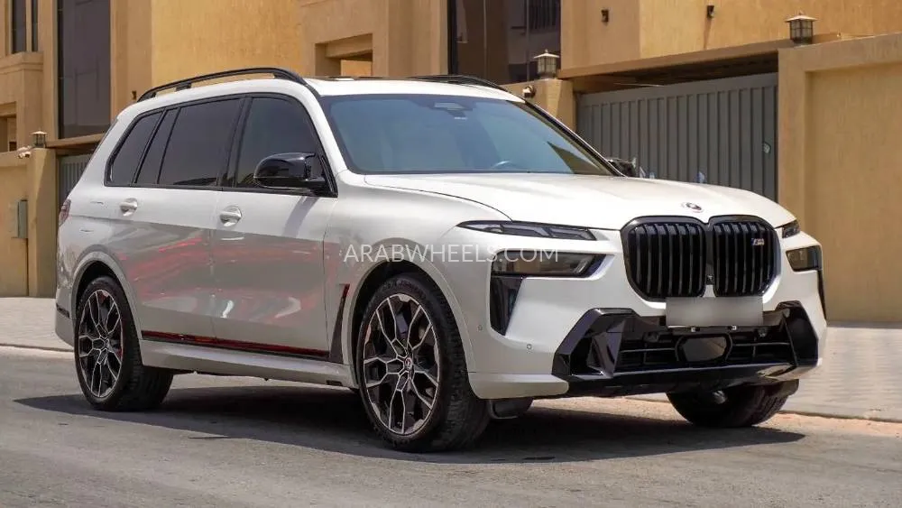 BMW X7 2023 for Sale in Ajman Image-6