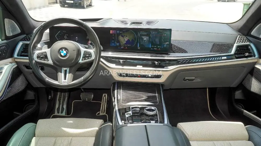 BMW X7 2023 for Sale in Ajman Image-13