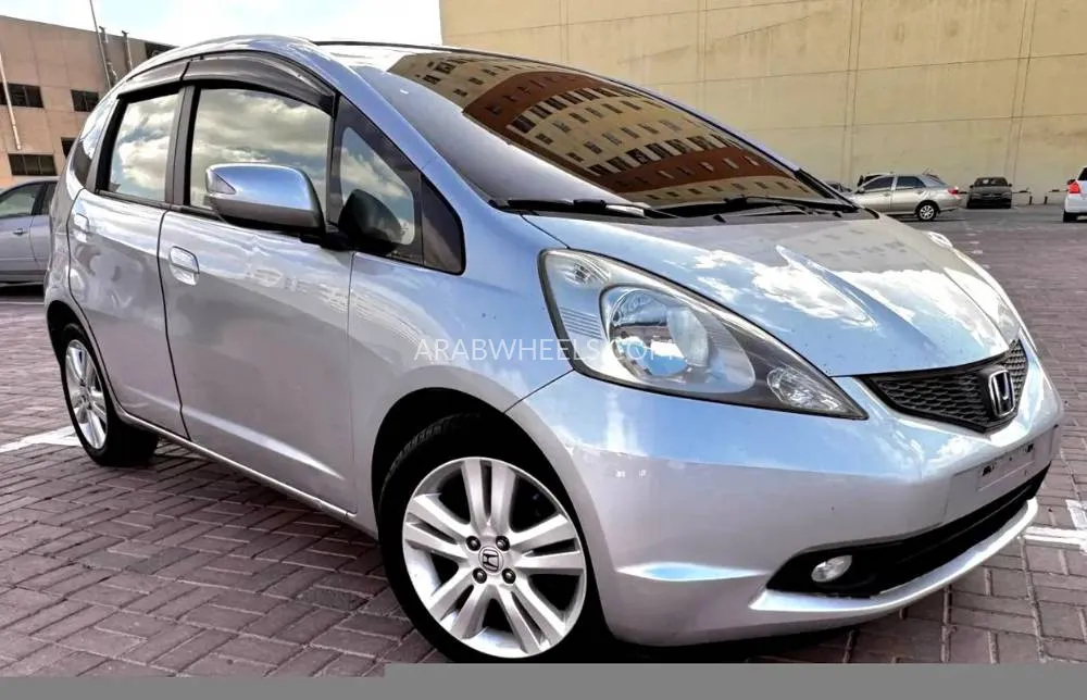 هوندا فيت 2009 for Sale in الشارقة Image-7