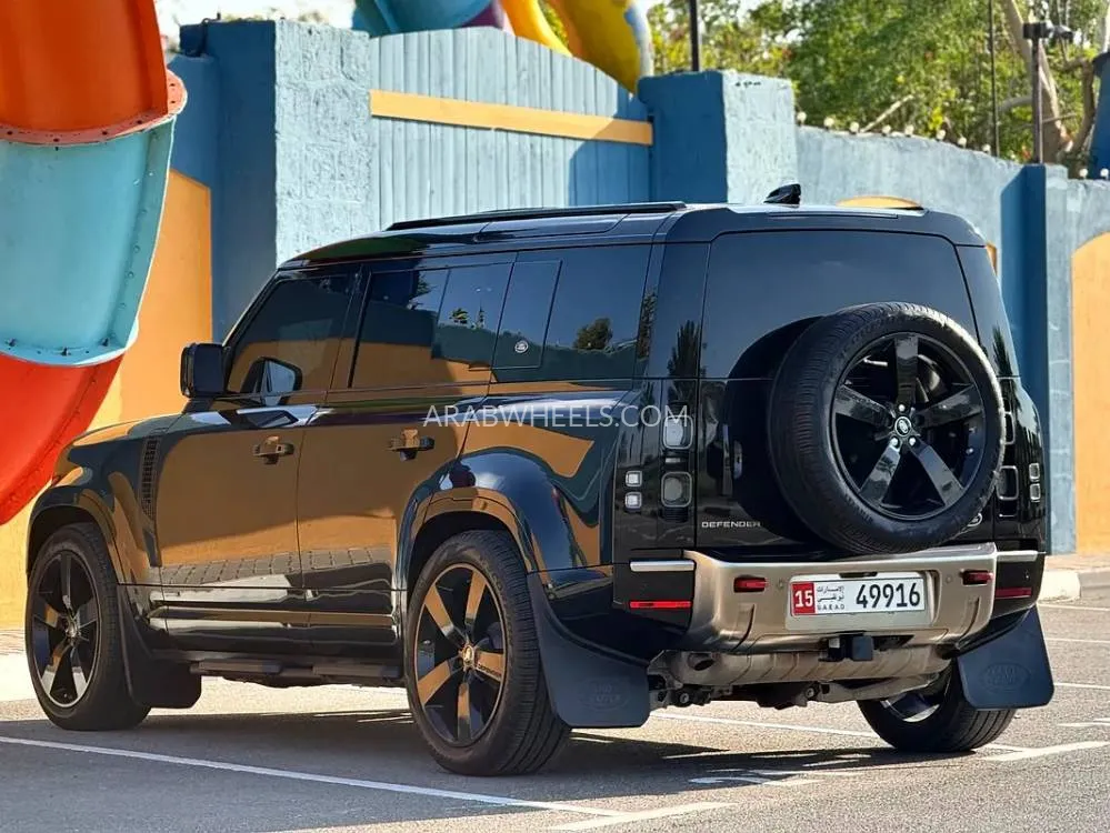 Land Rover Defender 2020 for Sale in Sharjah Image-10
