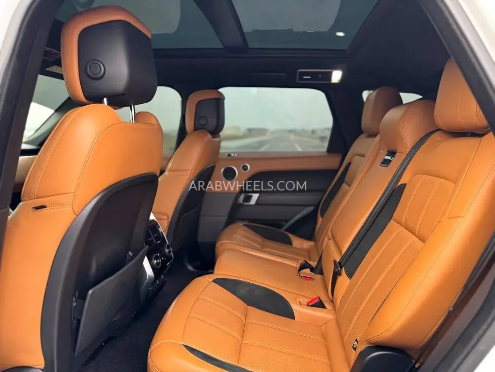 لاند روفر رينج روفر سبورت 2022 for Sale in الشارقة Image-12