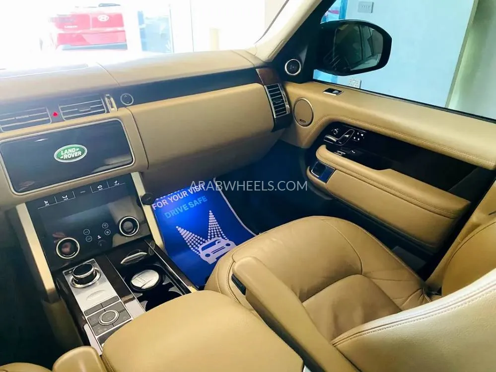 Land Rover Range Rover 2020 for Sale in Sharjah Image-10