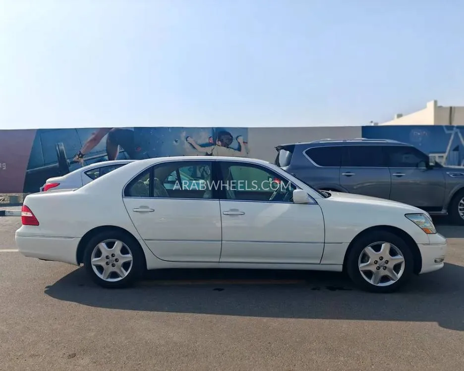 Lexus LS 2004 for Sale in Sharjah Image-5