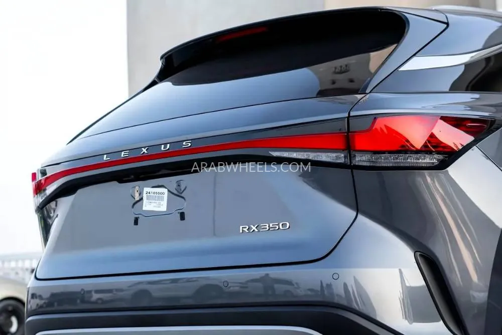 Lexus RX 2024 for Sale in Dubai Image-2