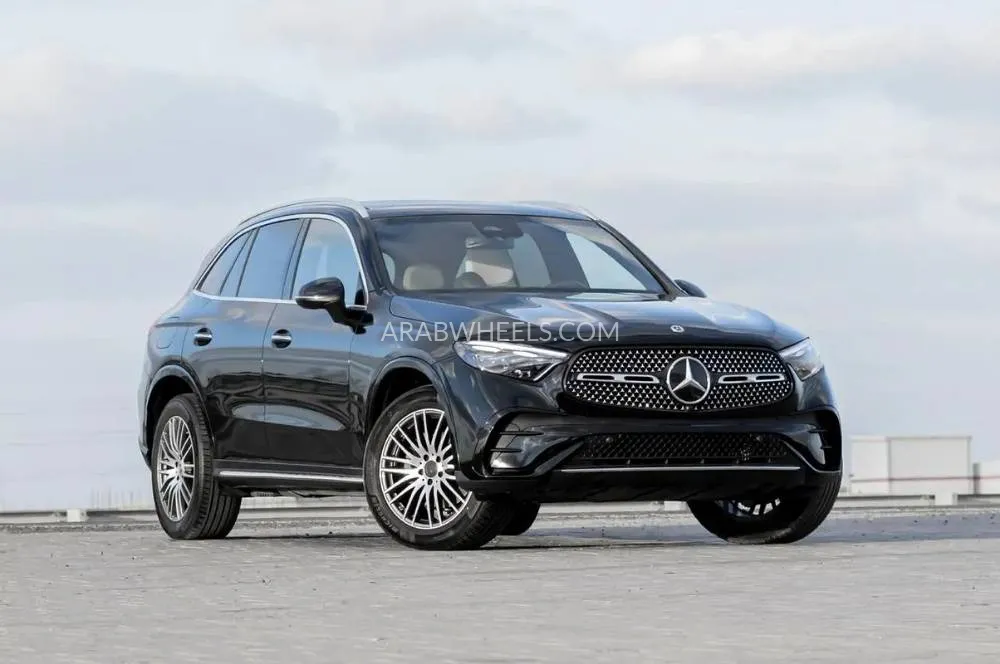 Mercedes Benz GLC Class 2024 for Sale in Dubai Image-7