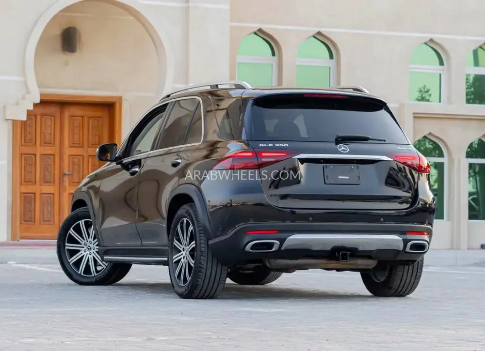 Mercedes Benz GLE Class 2024 for Sale in Dubai Image-11