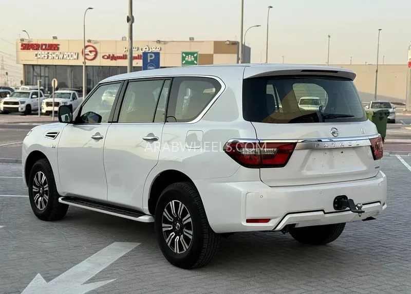 Nissan Patrol 2020 for Sale in Abu Dhabi Image-4
